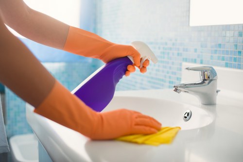 Inclusive end of tenancy cleaning website content on assistive technology