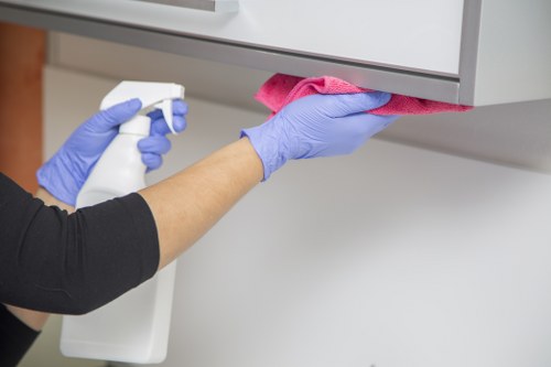 Checklist-style view of factors affecting end of tenancy cleaning prices